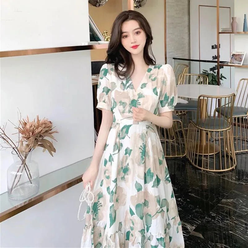Váy liền thời trang thanh lịch năm 2025