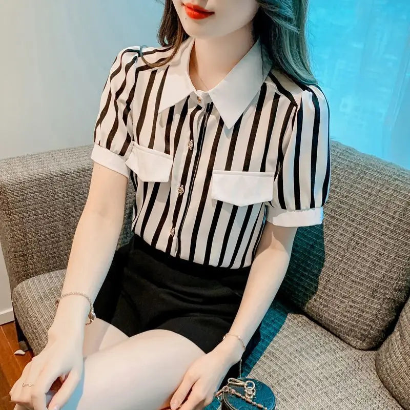 Áo sơ mi nữ thời trang 2025