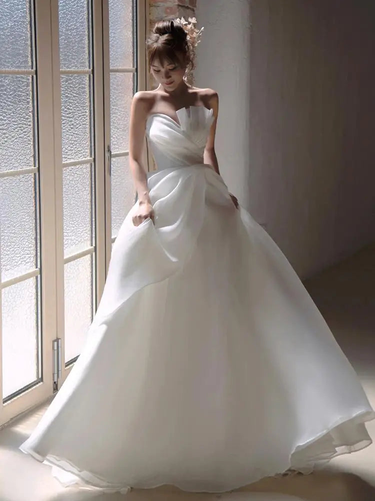Customized Ivory Wedding Dress 2025 New Strapless Sleeveless Wedding Gowns For Bride Vestido De Noiva Floor length or Train