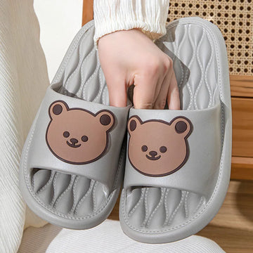 Summer New EVA Trend Cartoon Bear Slippers Couple Home Anti slip Bathroom Slippers Casual fashion Women's soft sole Slippers