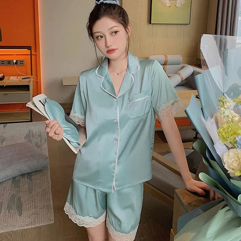 Đồ ngủ thời trang mẫu mới năm 2025