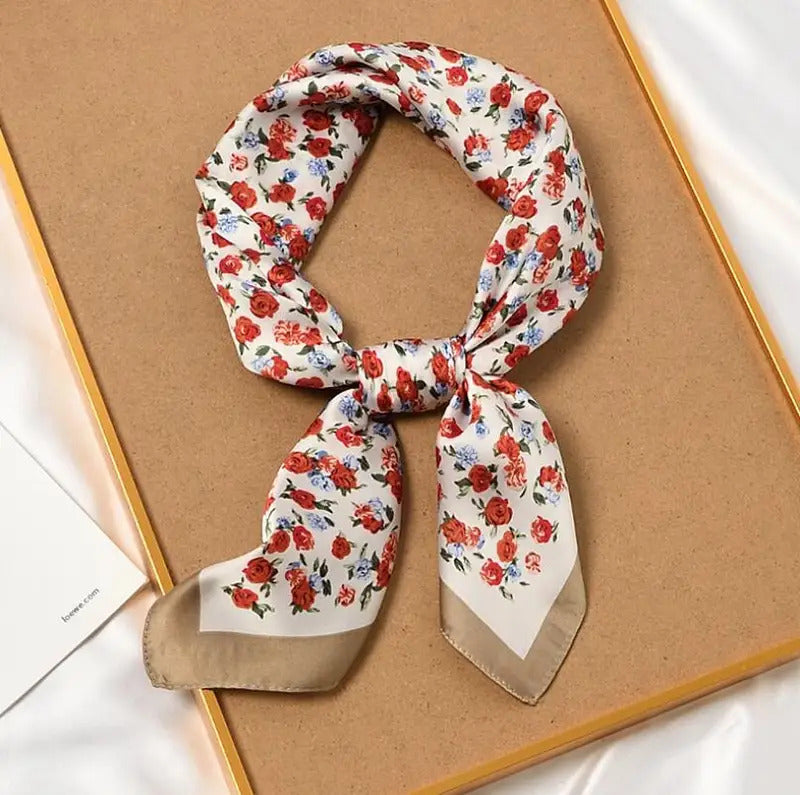 丝巾女70*70cm Sweet Flowers Print Women Square Silk Neck Scarf Fashion Head Scarf Kerchief Elegant Florals Foulard Bandana 2021 New