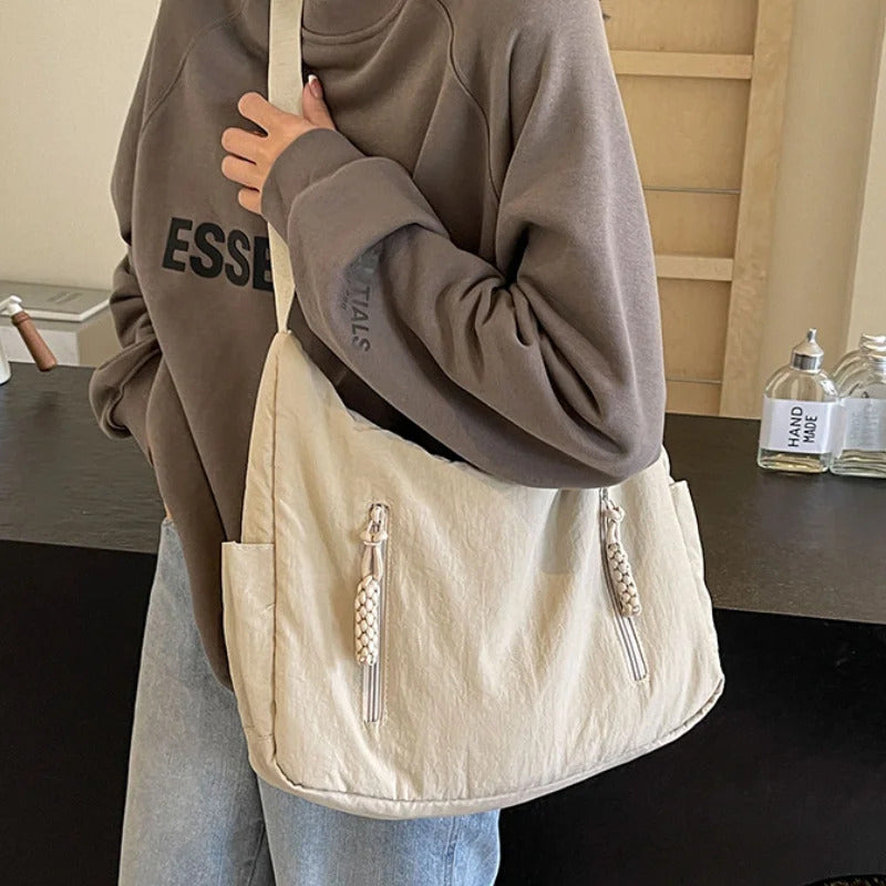 包包Summer Women Solid Color Shoulder Bag Fashion Lightweight Versatile Travel Crossbody Bag Commuter Nylon Large Capacity Hobo Bag