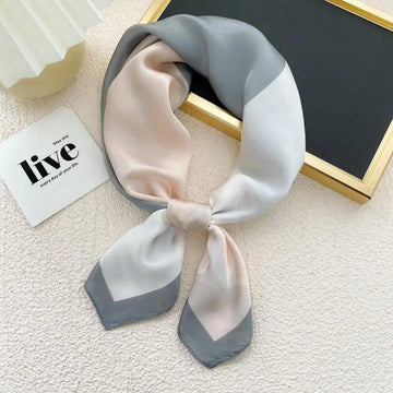 丝巾女2021 Small Square Silk Satin Head Hair Scarf Bandana Women Fashion Hearts Patchwork Neck Bag Handle Scarves for Ladies Headscarf