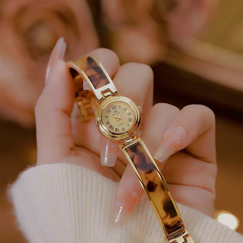 手表女Women Watch Retro Light Luxury Brand French high-end Temperament Amber Bracelet Chain Female  Fashion Quartz Wristwatch Gift