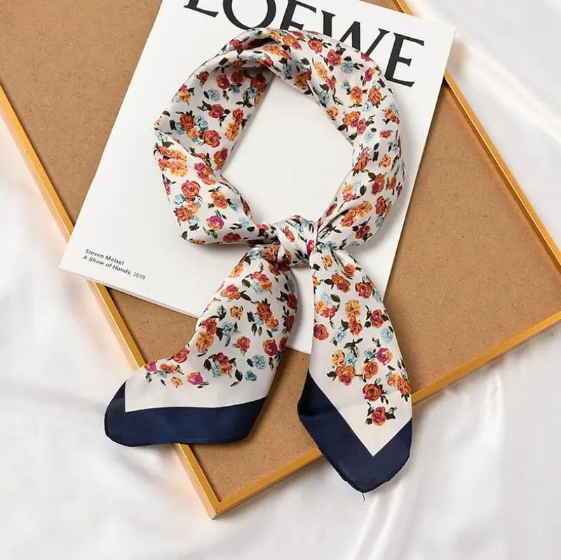 丝巾女70*70cm Sweet Flowers Print Women Square Silk Neck Scarf Fashion Head Scarf Kerchief Elegant Florals Foulard Bandana 2021 New