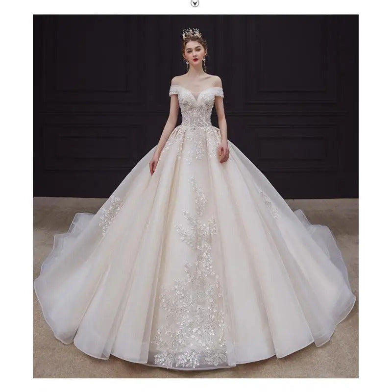 礼服女Customized Off Shoulder Luxury Bead Wedding Dress Plus Size Floor Length or Train Lace Bridal Dress Ball Gown Robe De Mariee